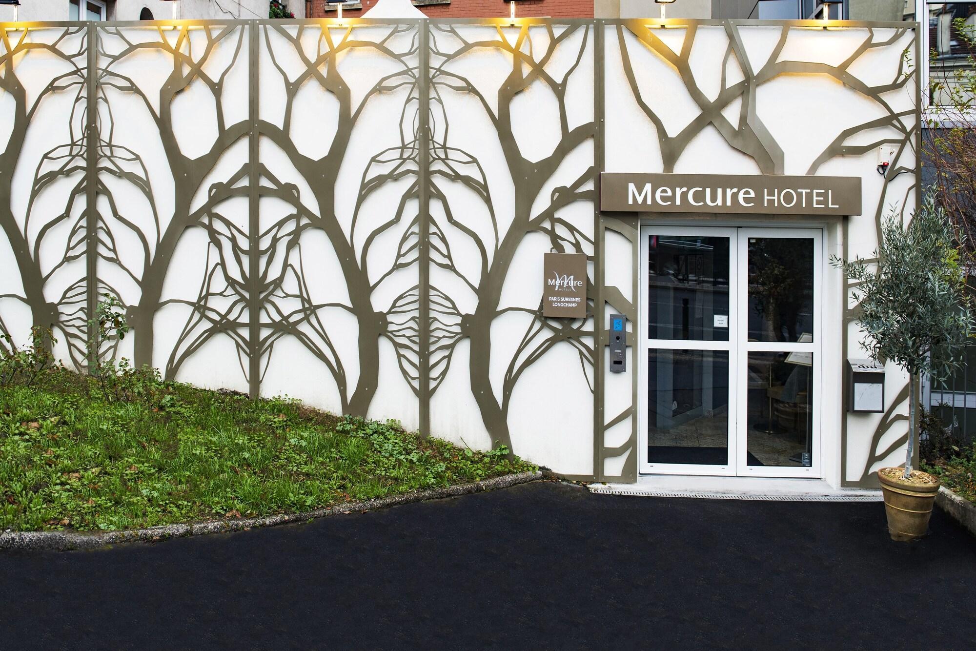 Hotel Mercure Paris Suresnes Longchamp Exterior photo